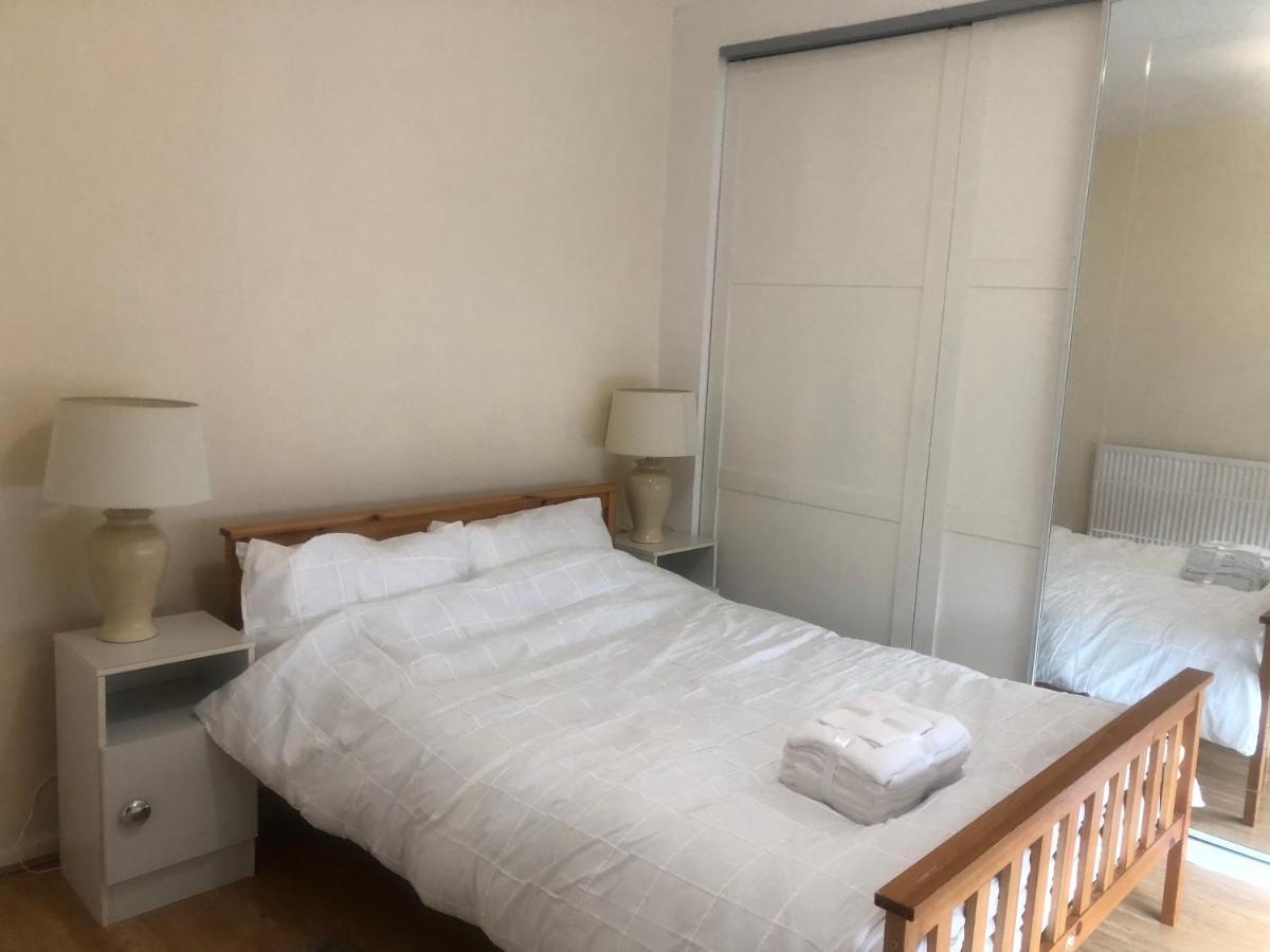 Northfield Eejs Beautiful 2 Bed Home المظهر الخارجي الصورة